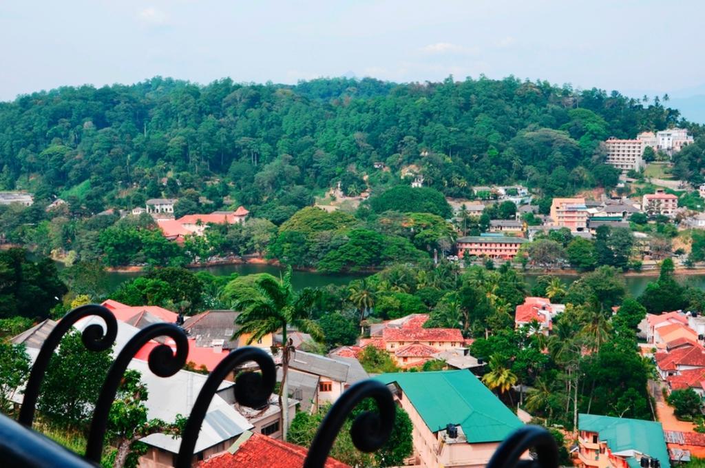 36 Bed & Breakfast Kandy Buitenkant foto